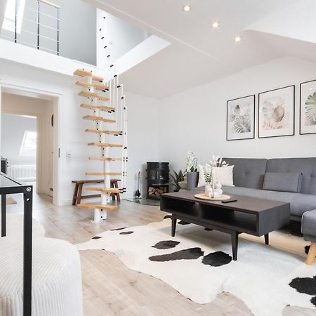 Mc'Maggies Atelier Apartment เมียร์บุช ภายนอก รูปภาพ